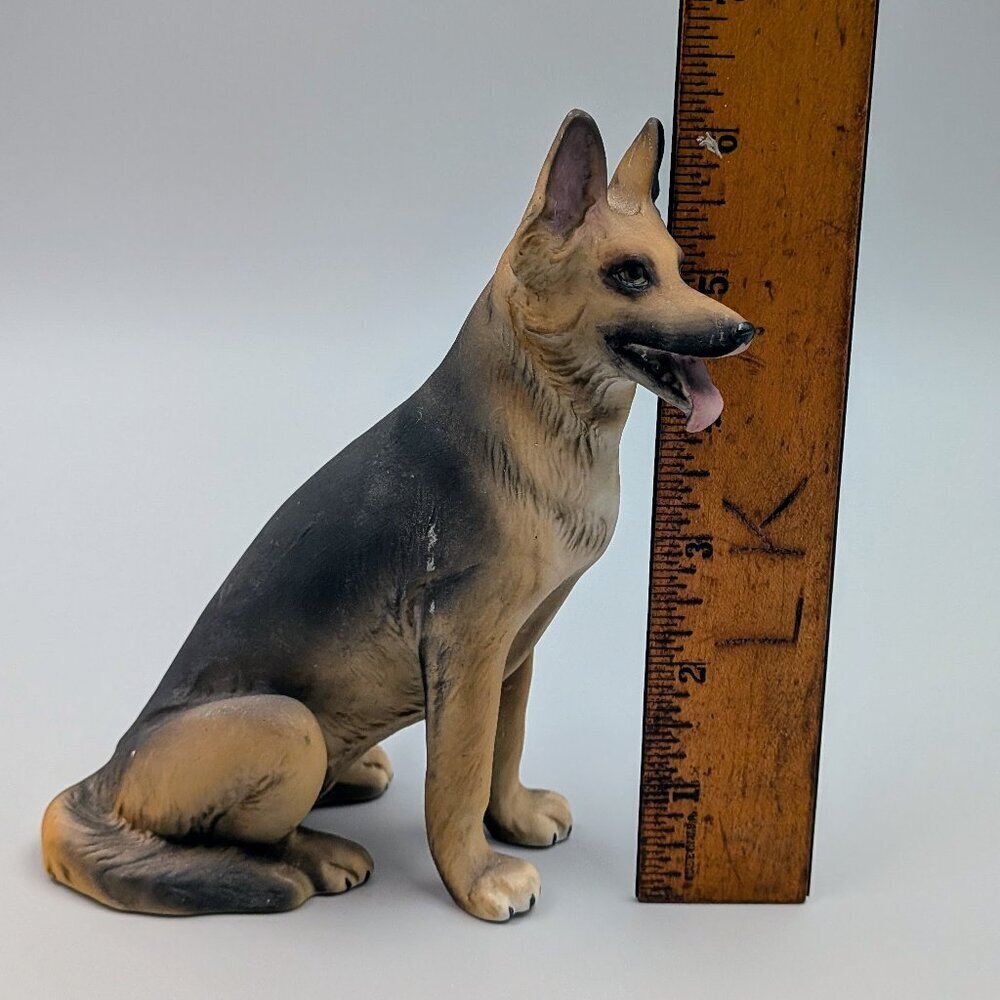 Vintage Aldon Porcelain German Shepherd Figurine: Midcentury Collectible - Picture 8 of 8